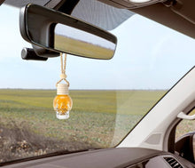 Load image into Gallery viewer, Car Air Freshener Diffuser
